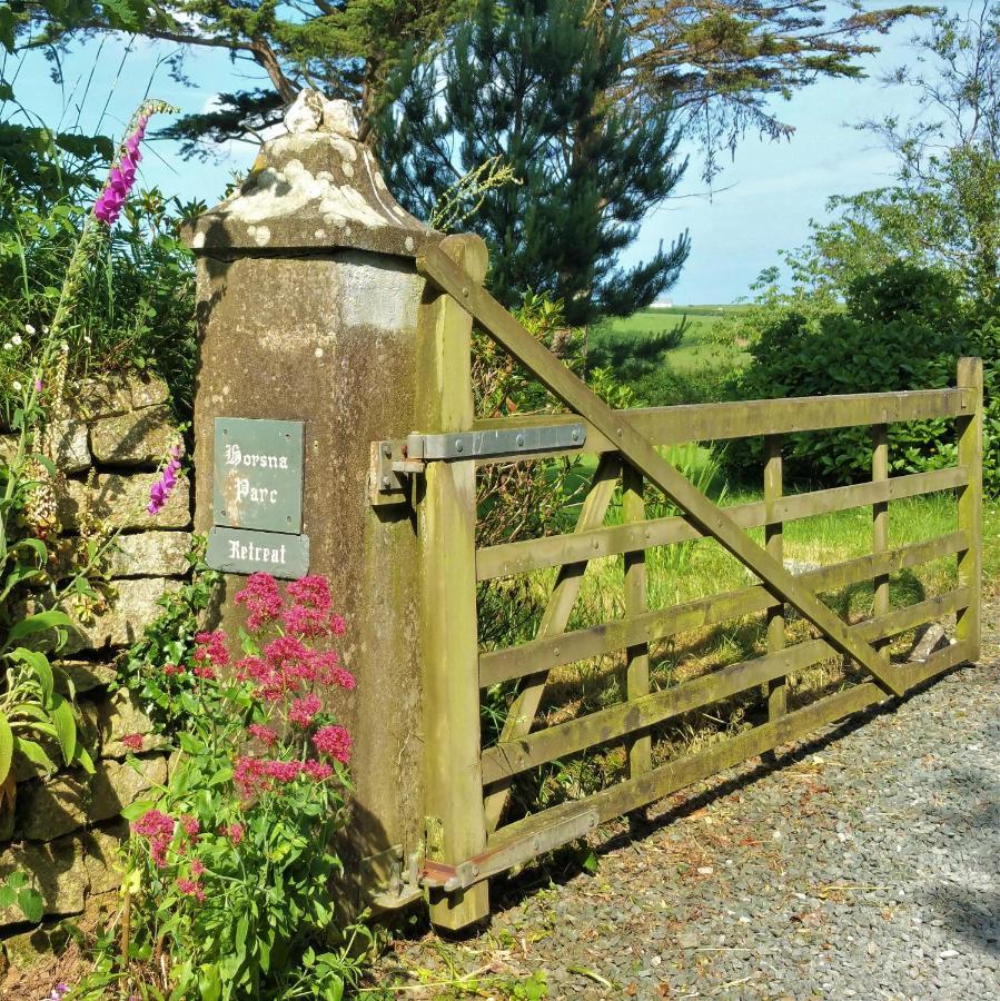 Bed and Breakfast Horsna Parc Retreat Saint Tudy Exterior foto